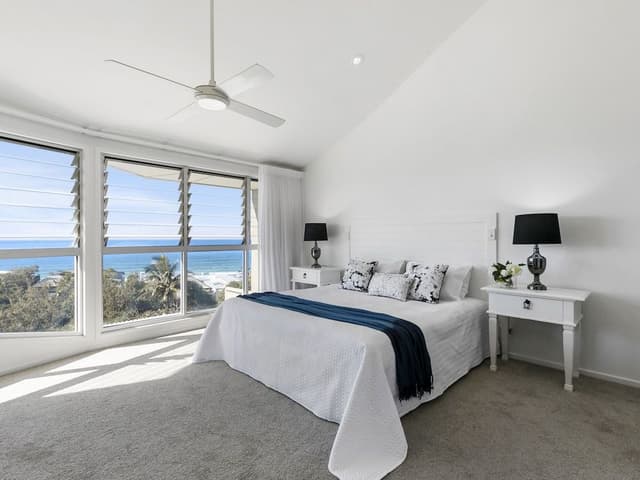 3 Bedroom Expansive Ocean Views