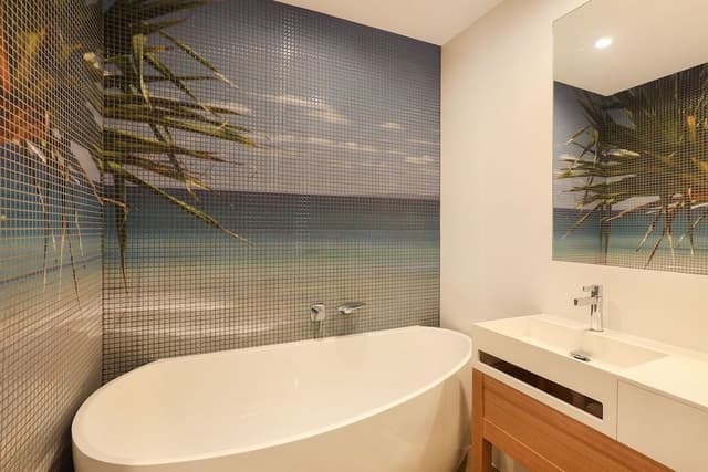 3 Bedroom Expansive Ocean Views