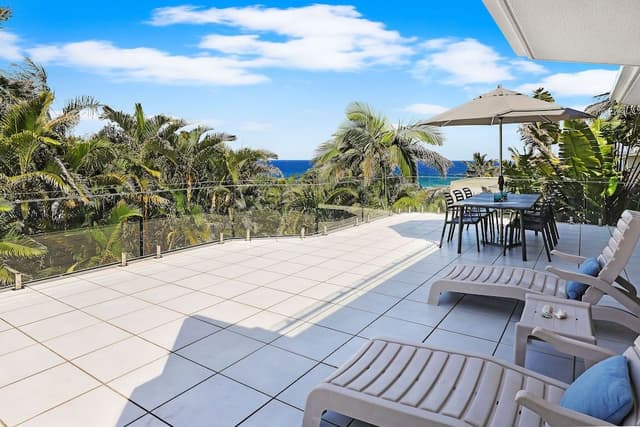 Andari Offsite Apartment Ocean Views (2/11 Belmore)