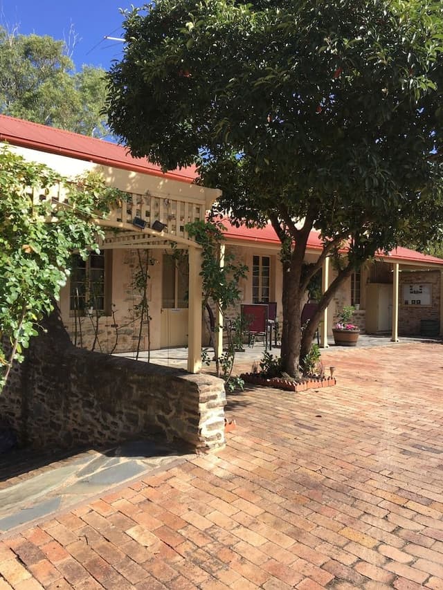 Romantic Cottage, 2 Bedrooms (Managers Cottage)