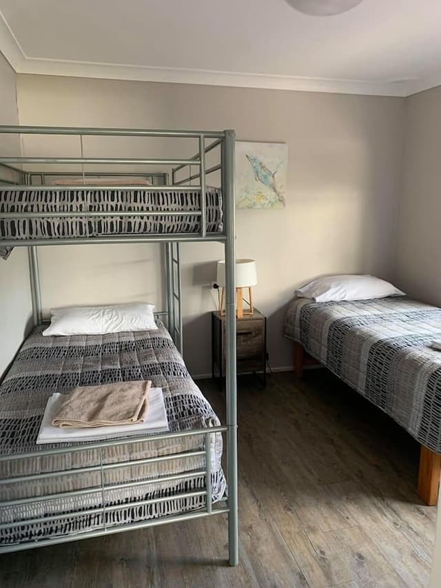 Comfort Apartment, 2 Bedrooms, River View (Unit 6)