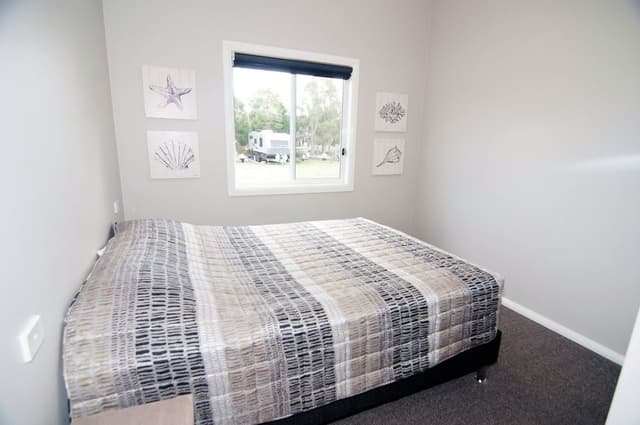 Luxury Apartment, 2 Bedrooms, Poolside (Unit 7)