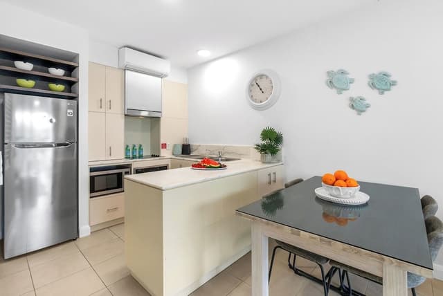 Seashell Two Bedroom Apartment 3331/32 - 3rd Floor