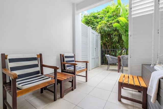 Ground Floor Two Bedroom with Patio - Easy Pool Access 3411/12