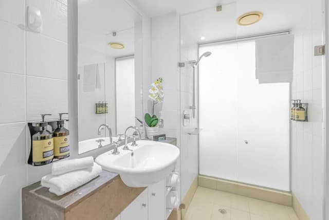 Ground Floor Two Bedroom with Patio - Easy Pool Access 3411/12