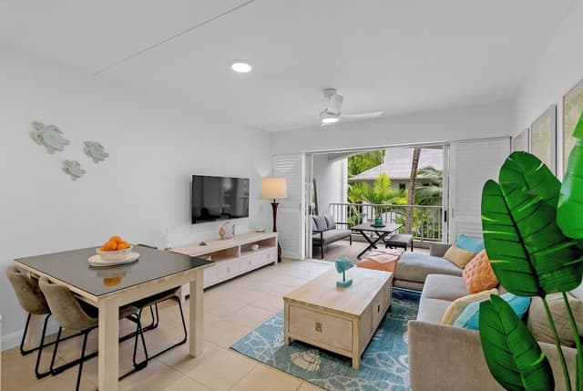 Seashell Two Bedroom Apartment 3331/32 - 3rd Floor