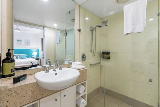 Seashell Two Bedroom Apartment 3331/32 - 3rd Floor