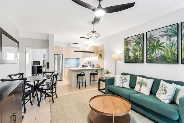 Ground Floor Two Bedroom with Patio - Easy Pool Access 3311/12