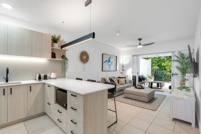 Ground Floor Two Bedroom with Patio - Easy Pool Access 3411/12