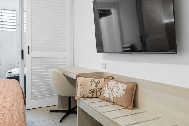 Ground Floor Two Bedroom with Patio - Easy Pool Access 3411/12