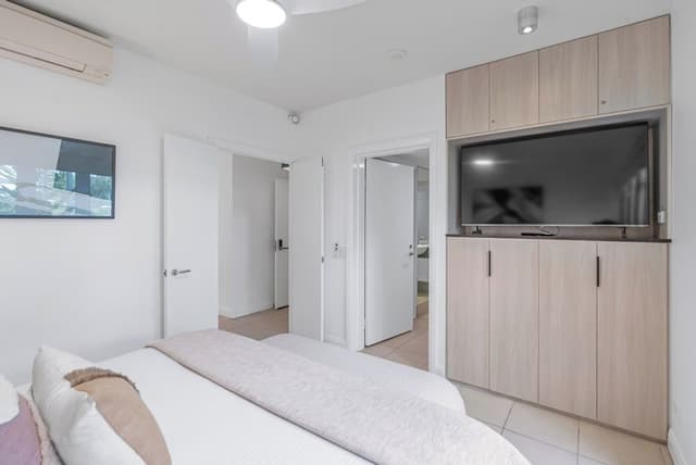 Ground Floor Two Bedroom with Patio - Easy Pool Access 3411/12