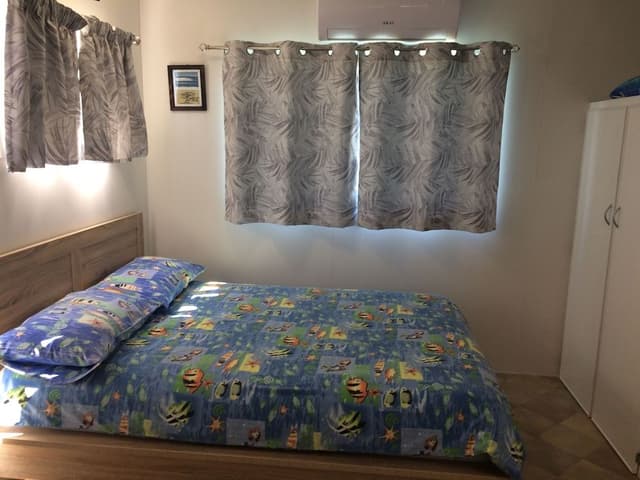 6-berth Cabin (Shared Bathroom)