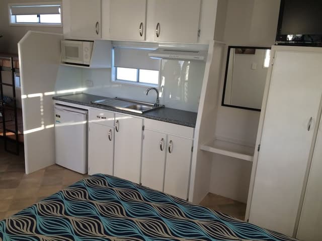 4-berth Cabin (Shared Bathroom)