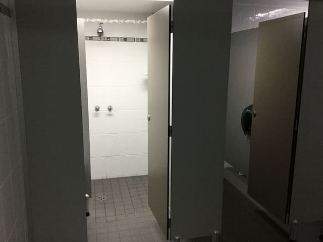 6-berth Cabin (Shared Bathroom)