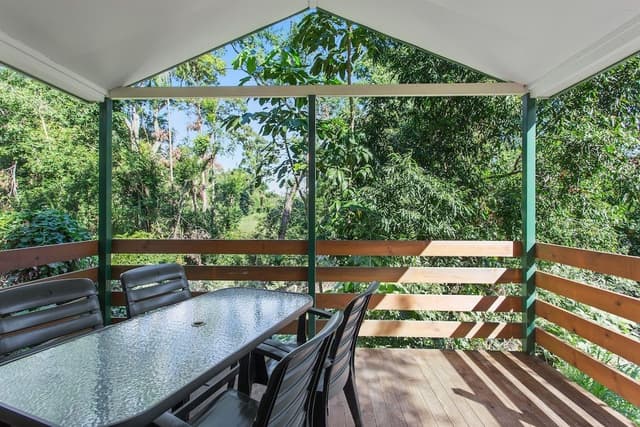Superior Garden View 1 Bedroom Cabin