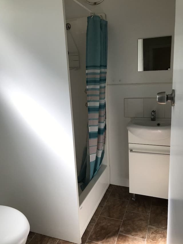 Standard Cabin, 2 Bedrooms (Blue Wren)
