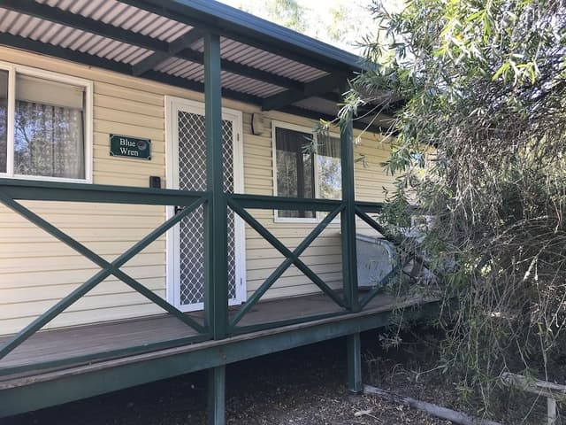 Standard Cabin, 2 Bedrooms (Blue Wren)