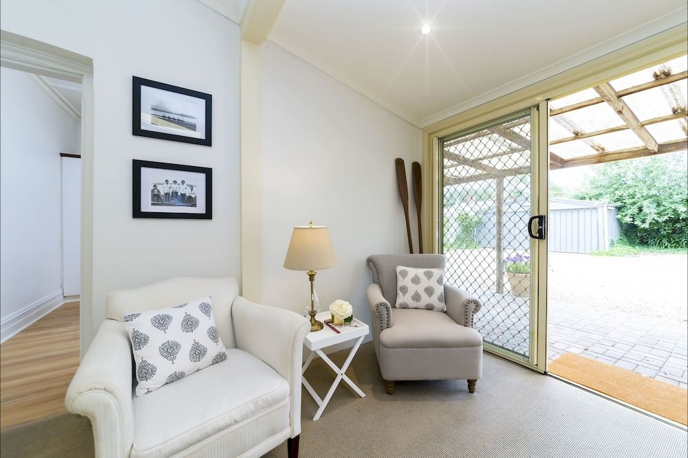 Pembury Cottage3