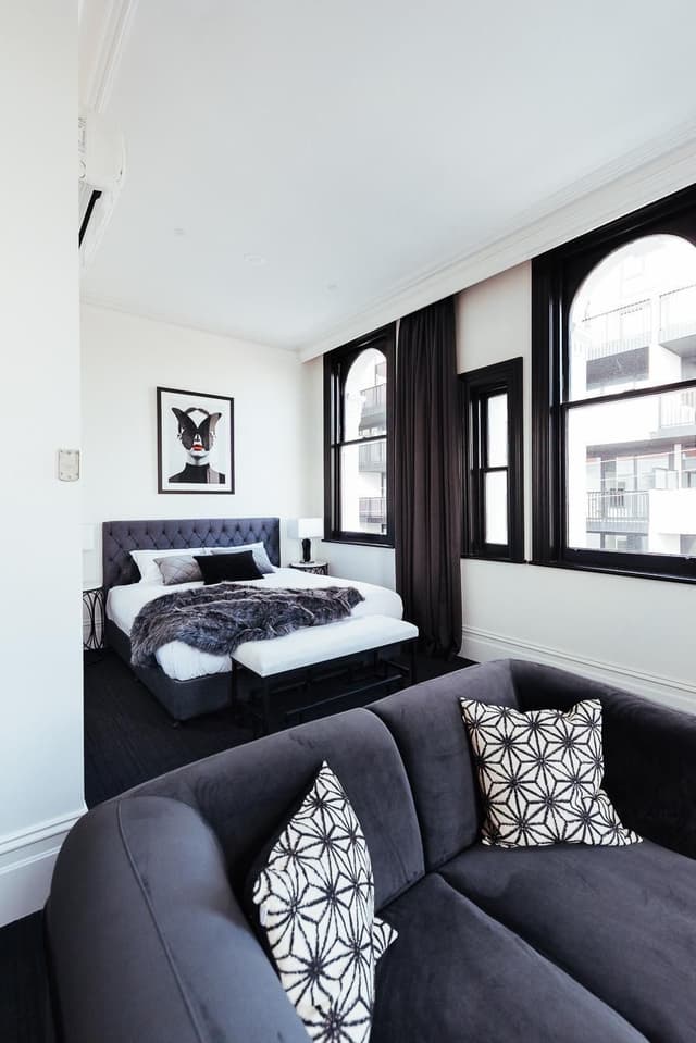 Deluxe Studio Suite