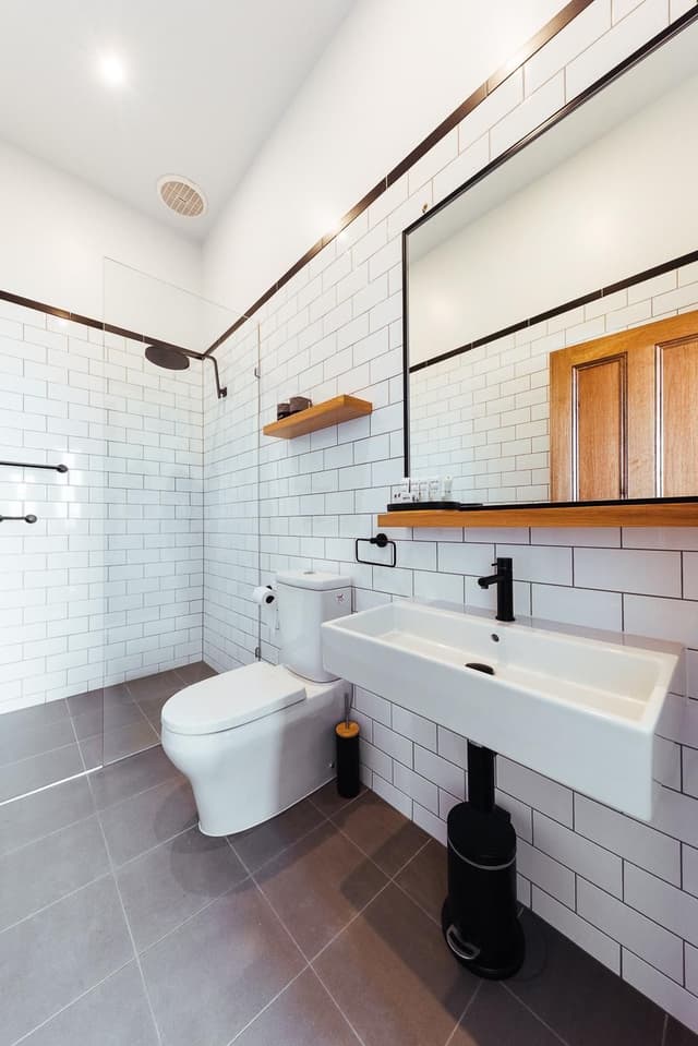 Deluxe Studio Suite