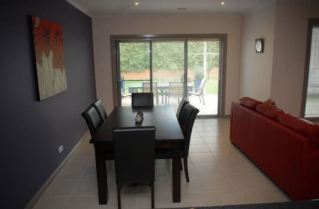 House, 3 Bedrooms, 2 Bathrooms