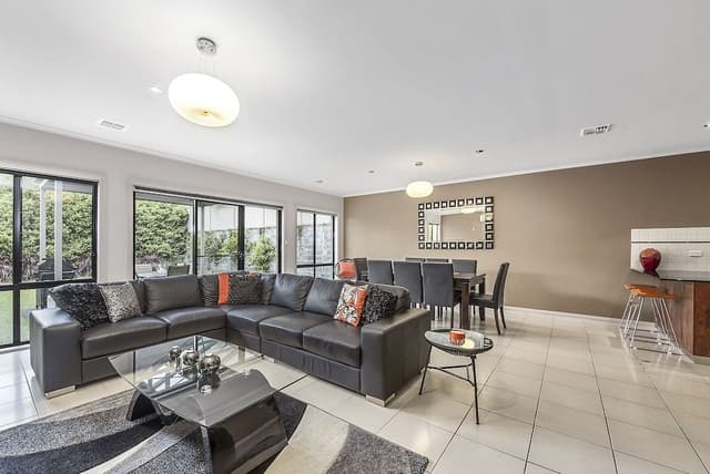 House, 4 Bedrooms, 2 Bathrooms