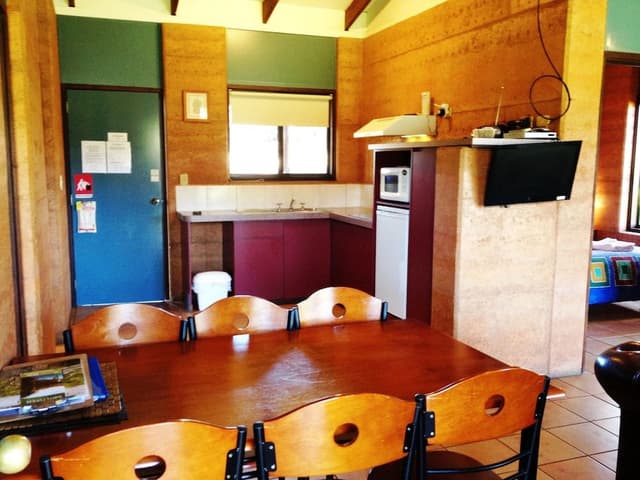 Two Bedroom Lake View Chalet - Gloucester