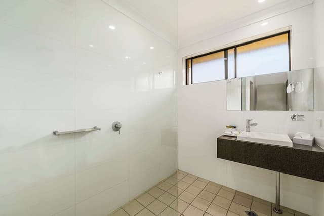 Two Bedroom Apartment - Two Queen Beds