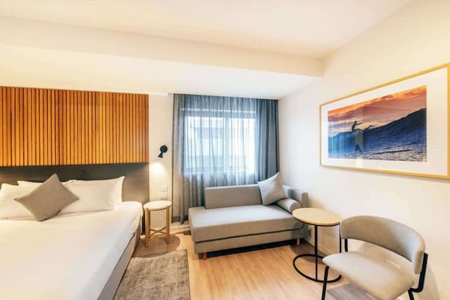 Studio, 1 King Bed, Non Smoking (Upgrade)