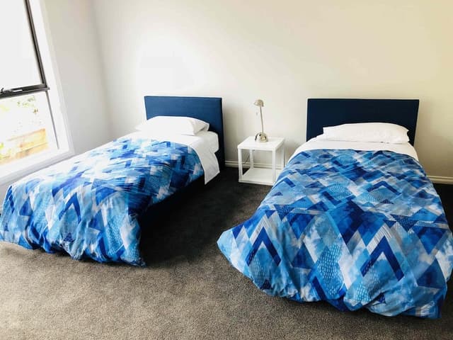 Deluxe 4 Bedroom Holiday House