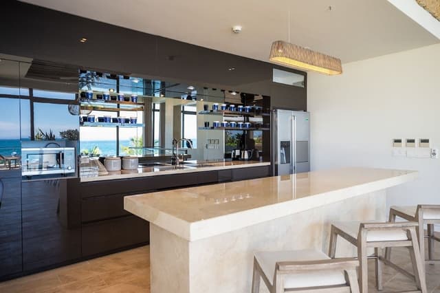 Mia Luxury Five-Bedroom Residence (Check-in from 3PM, Check-out till 11AM)