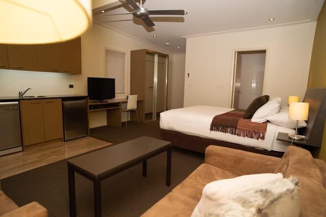 Studio Apartment