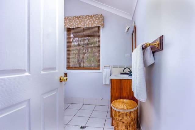 Standard Studio, Kitchen (Studio Cottage)