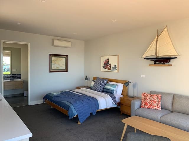 Studio 1 Waterfront