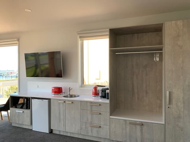 Studio 1 Waterfront