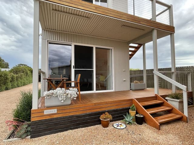 Studio 2 Harbour View