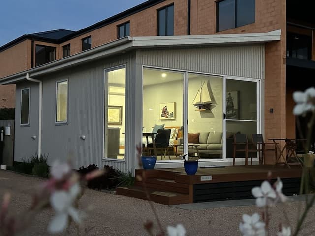 Studio 1 Waterfront