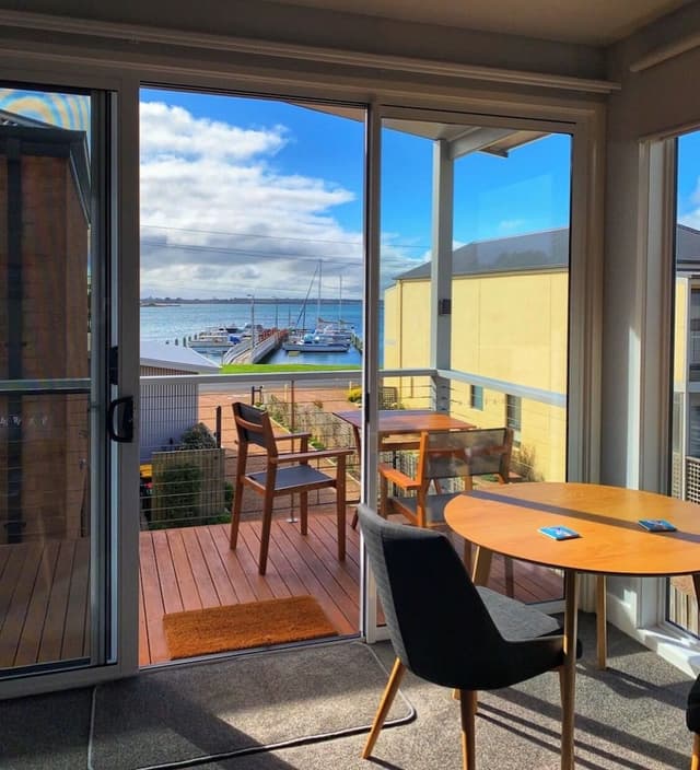 Studio 3 Balcony Harbour View