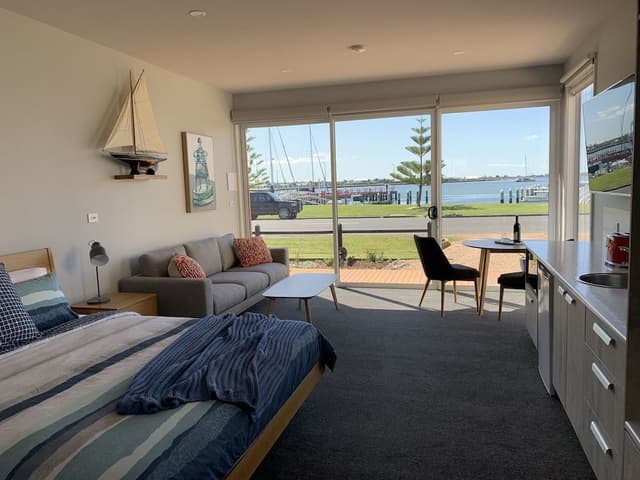Studio 1 Waterfront