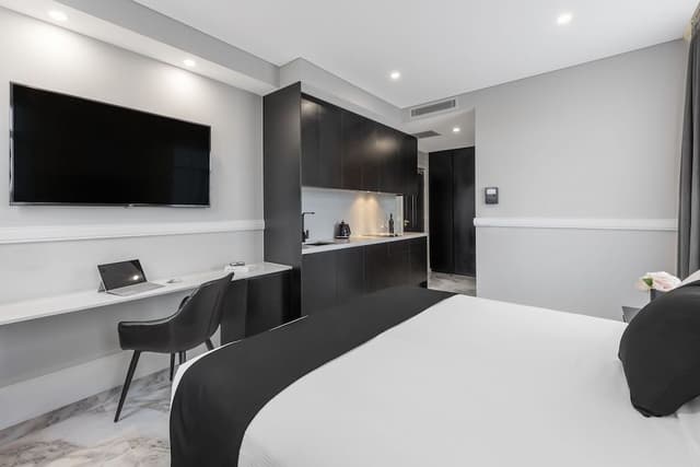 Premium King Room