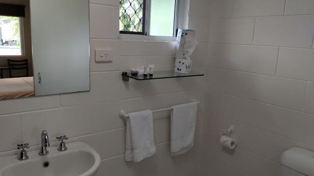 Basic Double Room, Ensuite