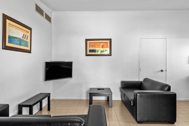 Deluxe 2 Bedroom Cabin