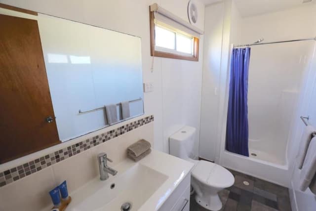 Superior 3 Bedroom Cabin