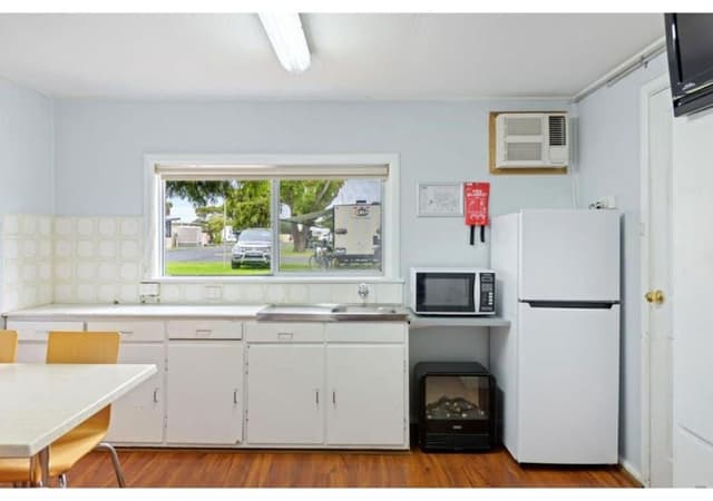Economy Studio Cabin (No Bathroom)