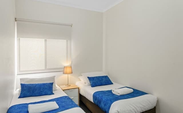 Deluxe 3 Bedroom Beach Cabin - Sleeps 6