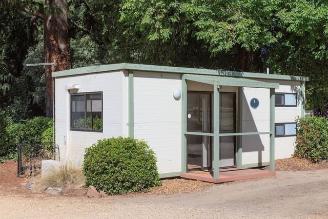 Bark Royal Studio (Dog Friendly)