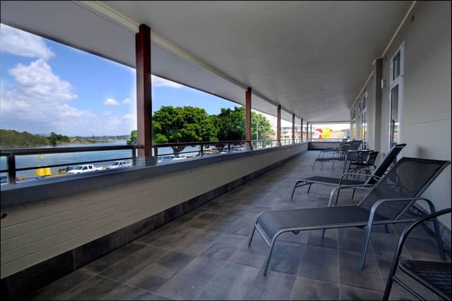 Deluxe Double Room, 1 Queen Bed, Ensuite, Lake View