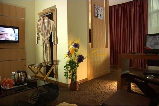 Deluxe Suite