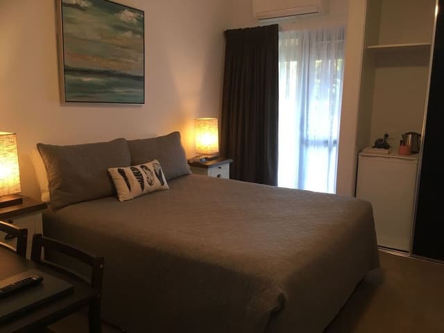 Riverview Queen Room