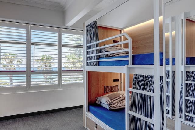 6 Bed Dorm - Beach View